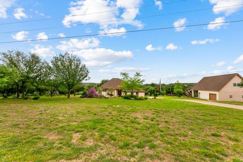 1011 Windmill RD Dripping Springs TX 78620