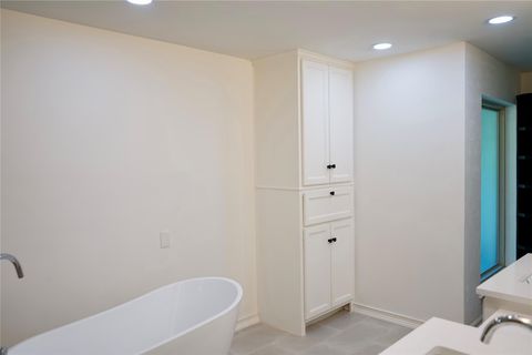 Tiny photo for 11301 Toledo DR, Austin, TX 78759 (MLS # 2290389)