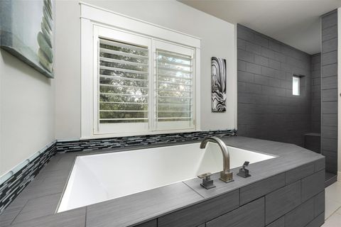 Tiny photo for 6009 Woodcrest DR, Austin, TX 78759 (MLS # 3359554)