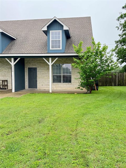 Photo of 220 Sandstone DR #E, Jarrell, TX 76537 (MLS # 3689008)