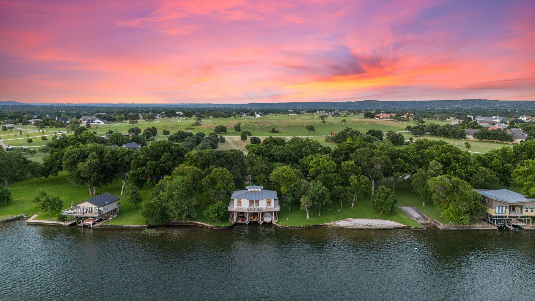 1921 Legends PKWY