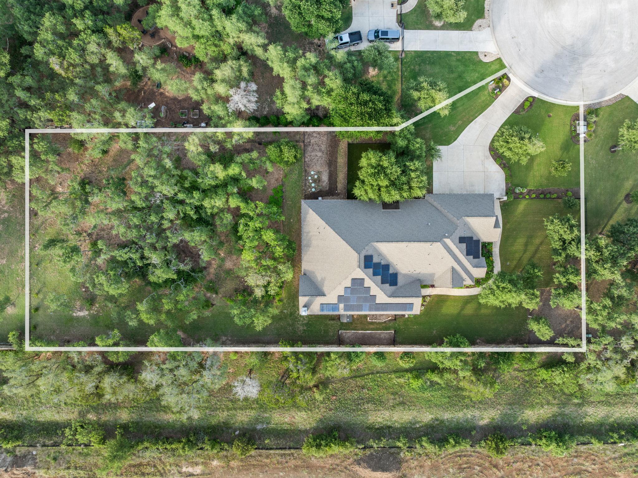 2761 Fishing Hole CV