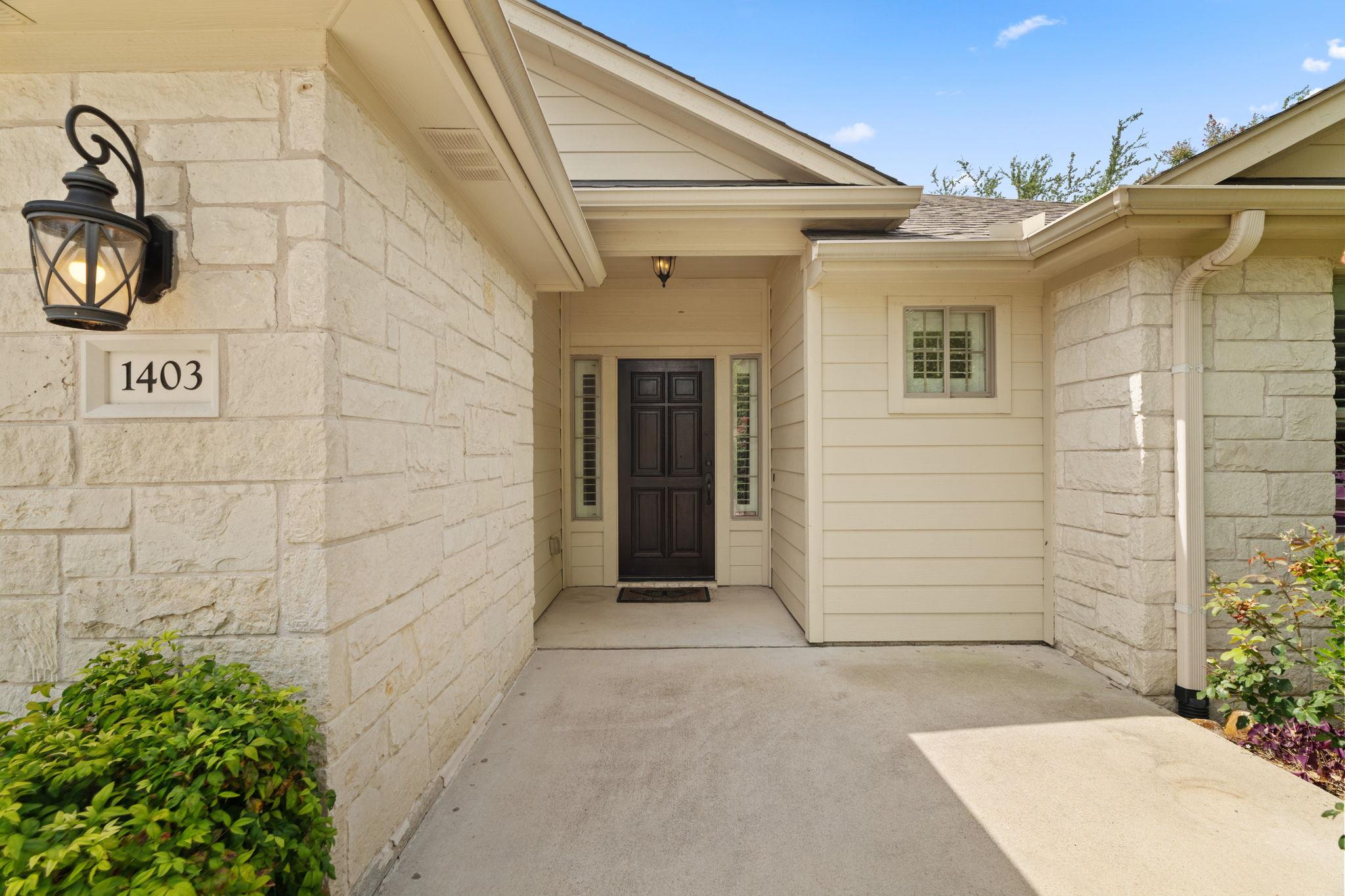 1403 Adam Ave