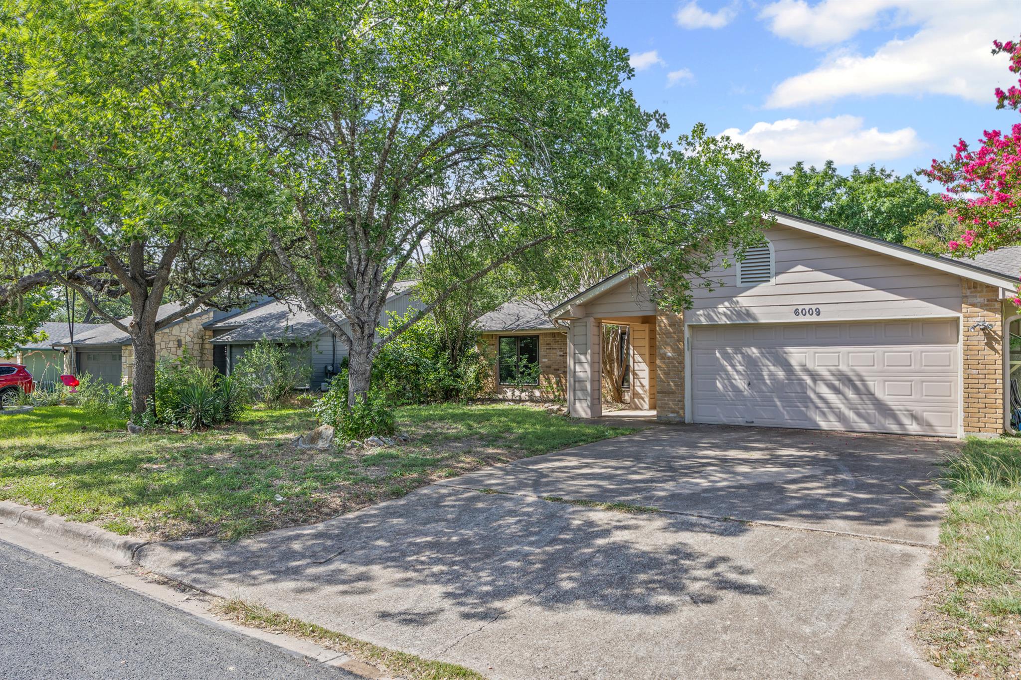 6009 Cannon Mountain DR
