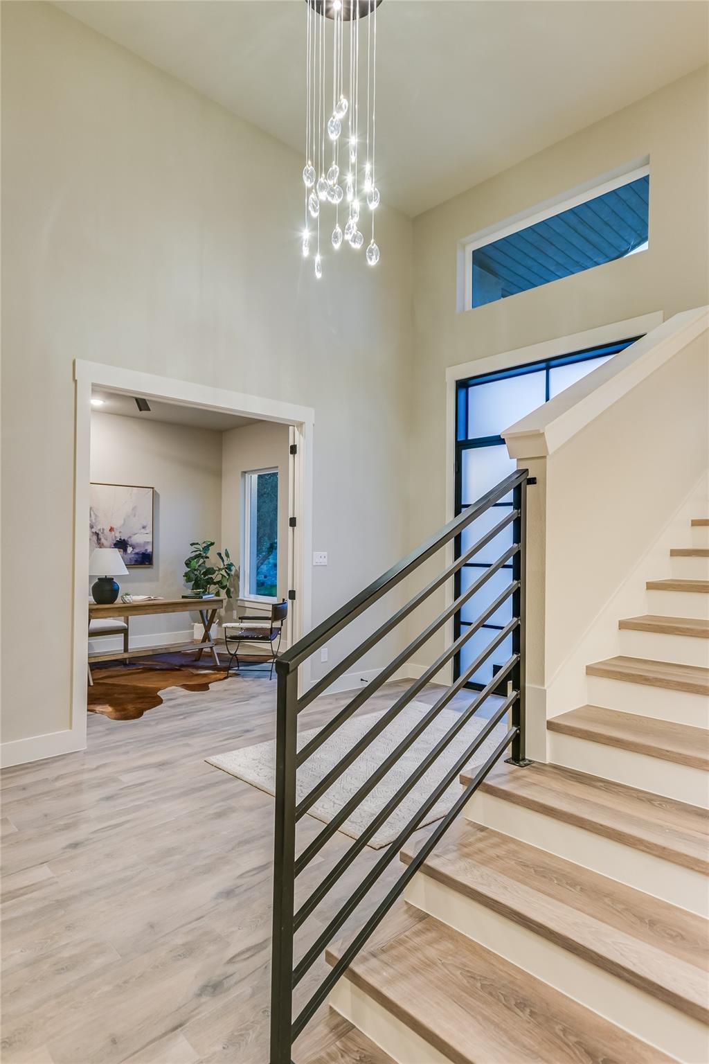 305 Shady Tree DR
