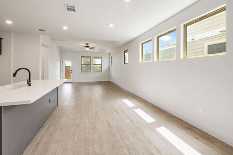 Tiny photo for 6111 Dumfries LN, Austin, TX 78744 (MLS # 4544886)
