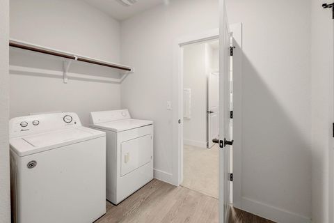 Tiny photo for 6111 Dumfries LN, Austin, TX 78744 (MLS # 4544886)