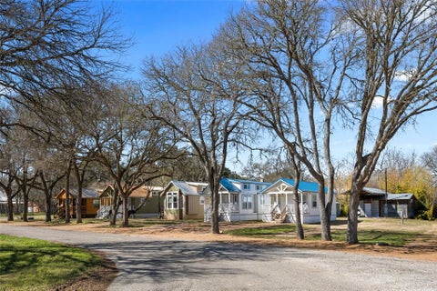 Photo of 250-300 Park Avenue Ave, Staples, TX 78670 (MLS # 2549720)