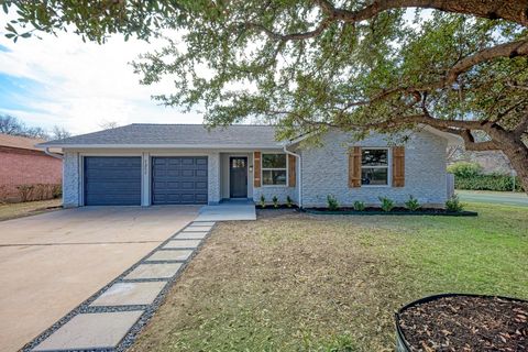 1311 Meadgreen DR Austin TX 78758