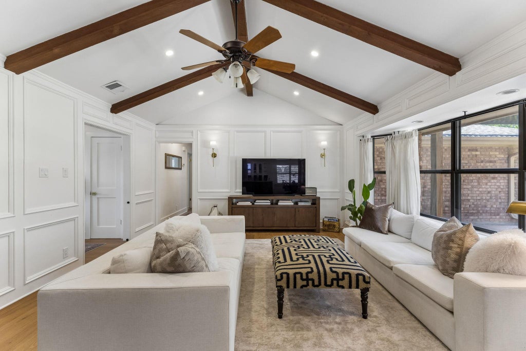 Photo of 7208 Wheeler Branch TRL, Austin, TX 78749 (MLS # 6687866)