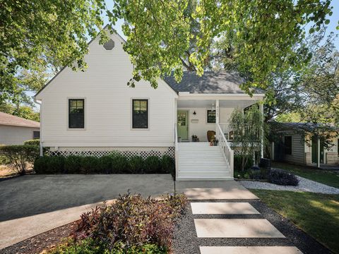 Photo of 4523 Avenue D, Austin, TX 78751 (MLS # 7401853)