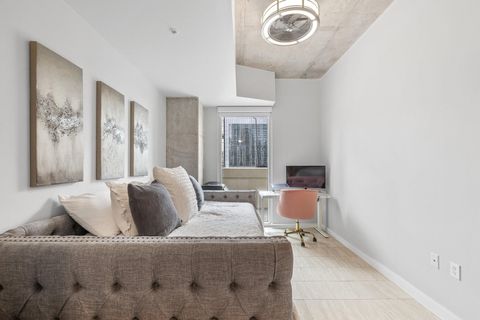 Tiny photo for 360 Nueces ST #911, Austin, TX 78701 (MLS # 2198881)