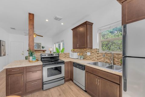 Tiny photo for 2414 Longview ST #101, Austin, TX 78705 (MLS # 9475200)