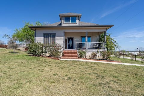 300 Herrin ST Coupland TX 78615