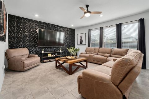 121 Kennicott DR Kyle TX 78640