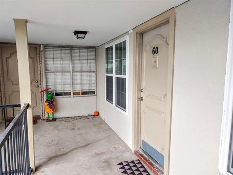Tiny photo for 910 Duncan LN #60, Austin, TX 78705 (MLS # 5804423)