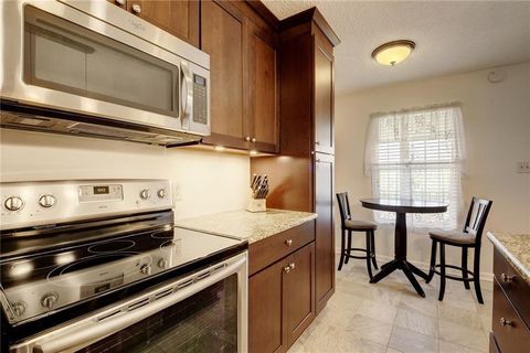 Tiny photo for 910 Duncan LN #60, Austin, TX 78705 (MLS # 5804423)
