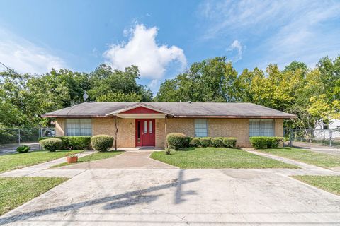 A home in Lockhart