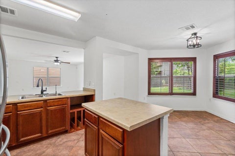 Tiny photo for 4600 Cottonwood ST, Austin, TX 78744 (MLS # 6578130)