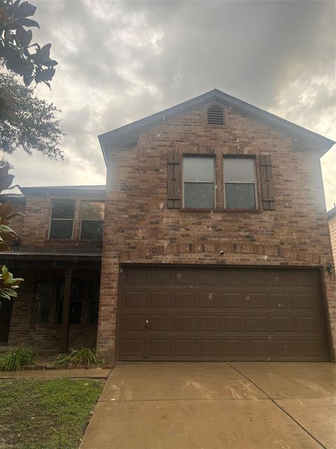 Photo of 4600 Cottonwood ST, Austin, TX 78744 (MLS # 6578130)