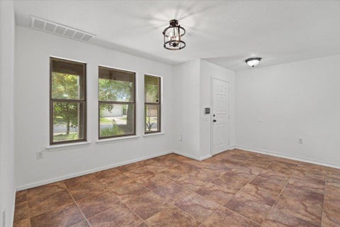 Tiny photo for 4600 Cottonwood ST, Austin, TX 78744 (MLS # 6578130)