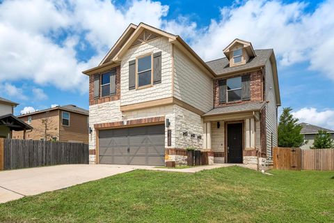 Photo of 11212 Whitefaulds DR, Austin, TX 78754 (MLS # 6608355)