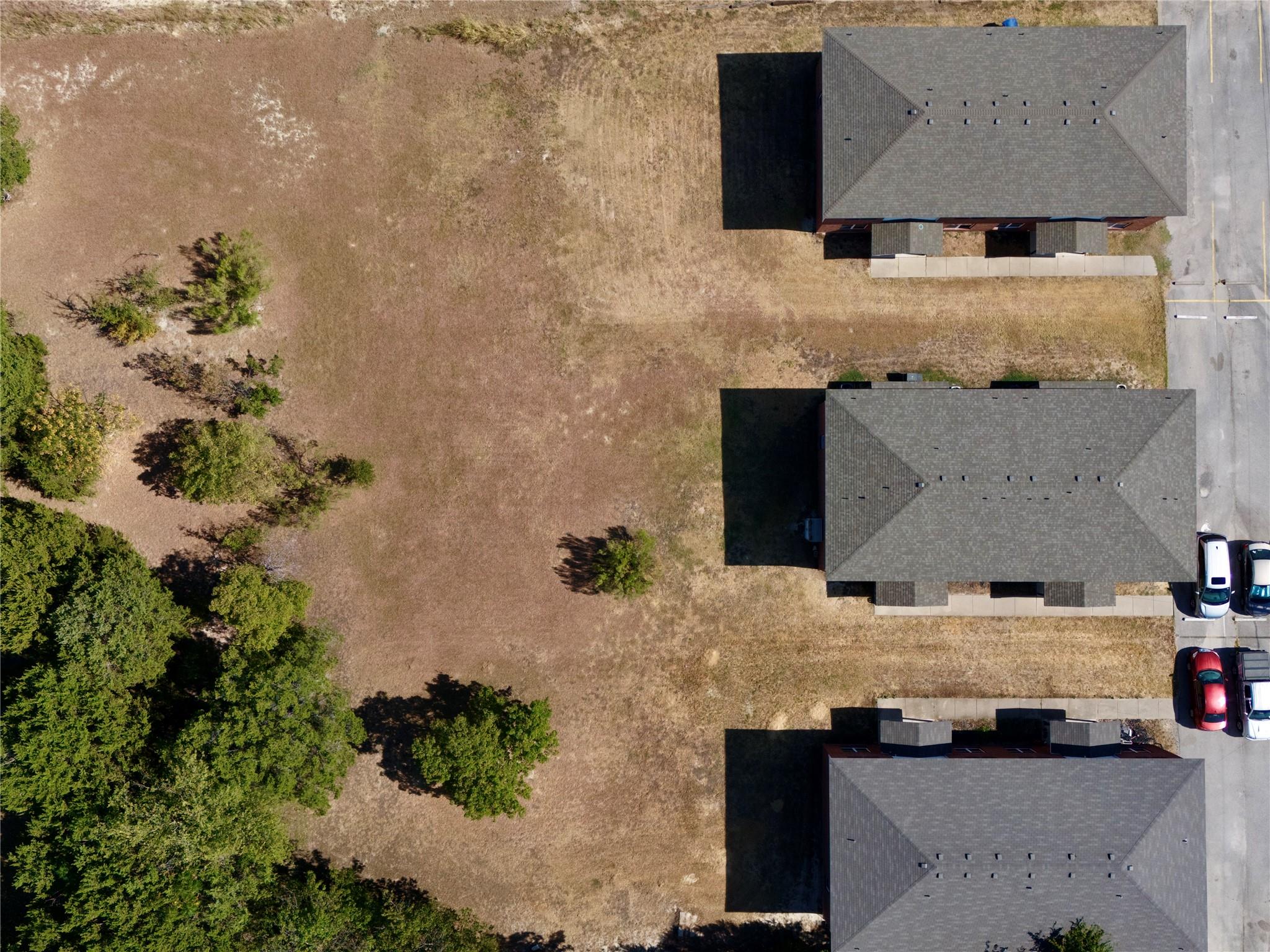 809 Industrial Ave