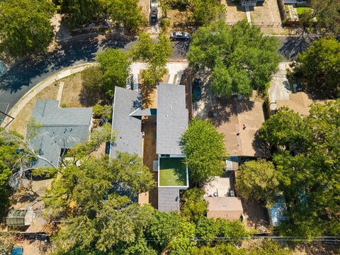 Tiny photo for 1130 Spur ST #A, Austin, TX 78721 (MLS # 5054777)