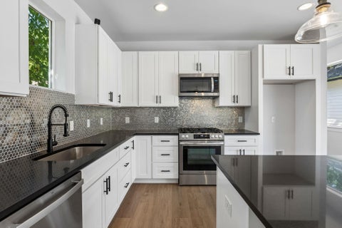 Tiny photo for 1130 Spur ST #A, Austin, TX 78721 (MLS # 5054777)