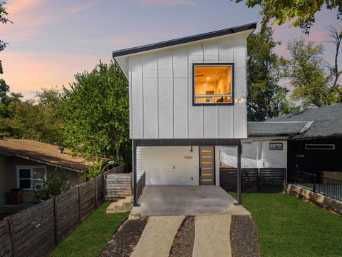 Photo of 1130 Spur ST #A, Austin, TX 78721 (MLS # 5054777)
