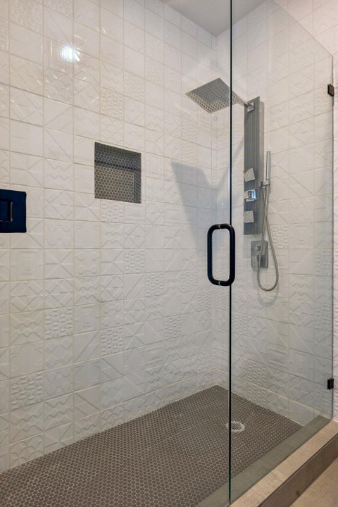 Tiny photo for 1130 Spur ST #A, Austin, TX 78721 (MLS # 5054777)