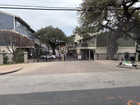 Tiny photo for 2215 Post RD #2044, Austin, TX 78704 (MLS # 1446102)