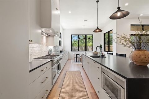 Tiny photo for 5218 Valley Oak DR, Austin, TX 78731 (MLS # 9147473)