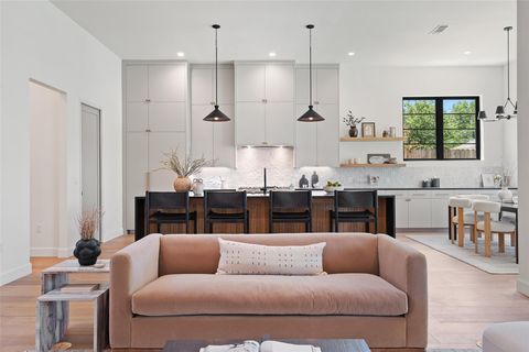 Tiny photo for 5218 Valley Oak DR, Austin, TX 78731 (MLS # 9147473)