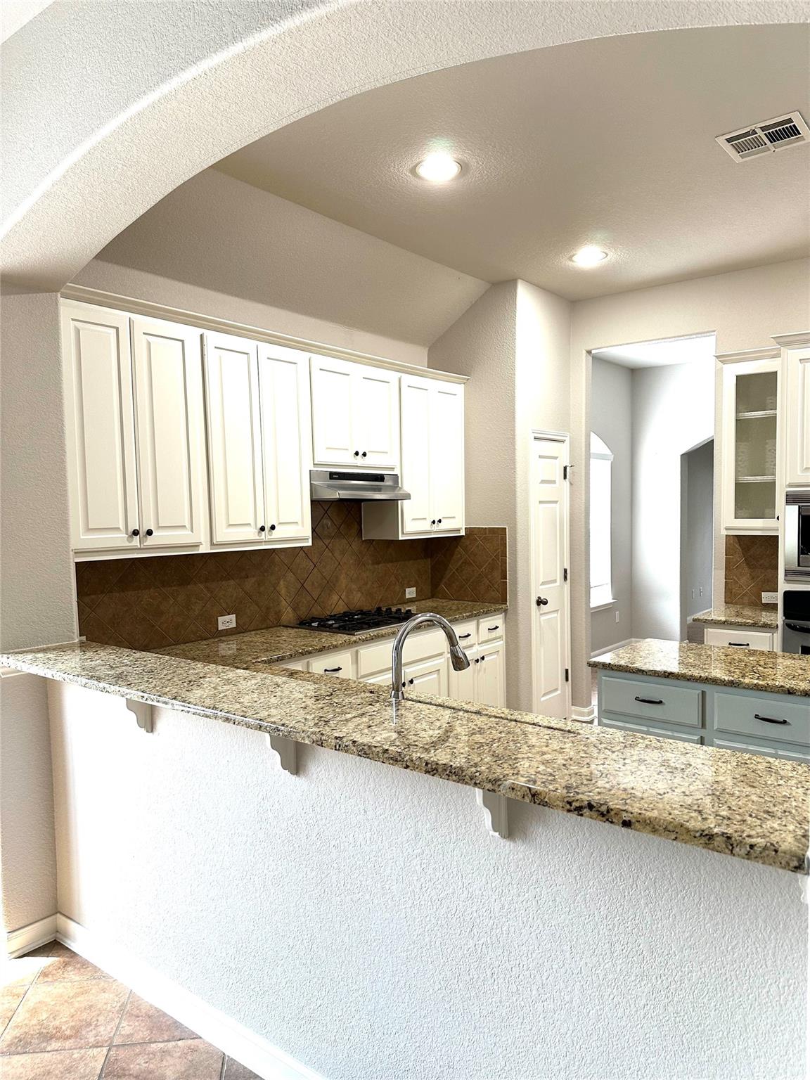 12609 Lee Park LN