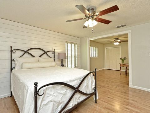 Tiny photo for 9804 Parkfield DR, Austin, TX 78758 (MLS # 3372952)