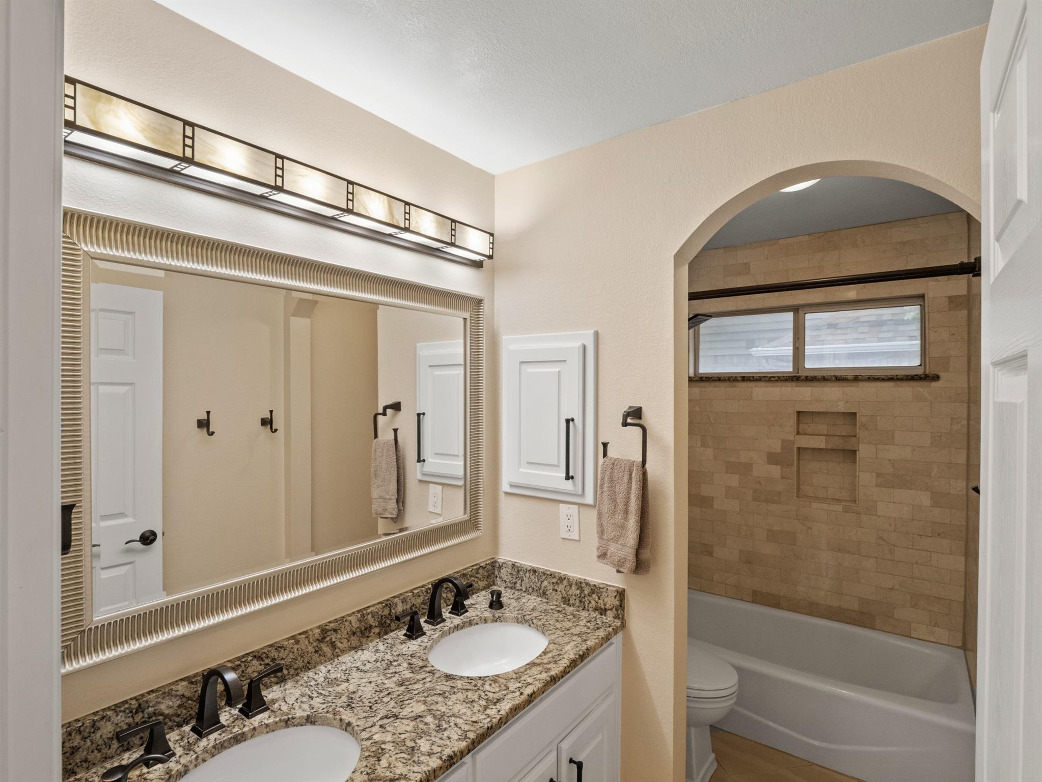 Pflugerville, Texas 78660, United States, 4 Bedrooms Bedrooms, ,2 BathroomsBathrooms,Residential,Active,160063