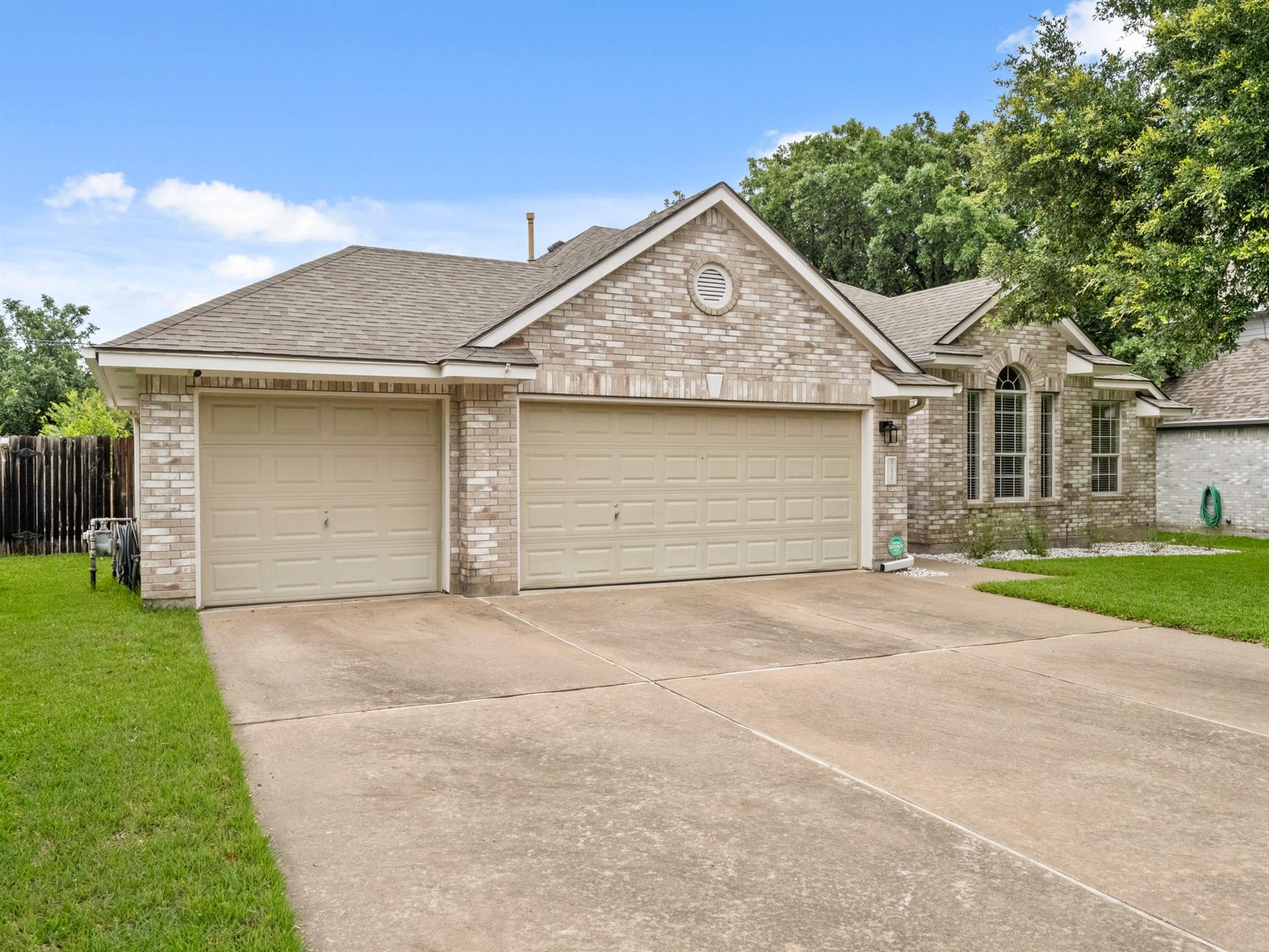 Pflugerville, Texas 78660, United States, 4 Bedrooms Bedrooms, ,2 BathroomsBathrooms,Residential,Active,160063