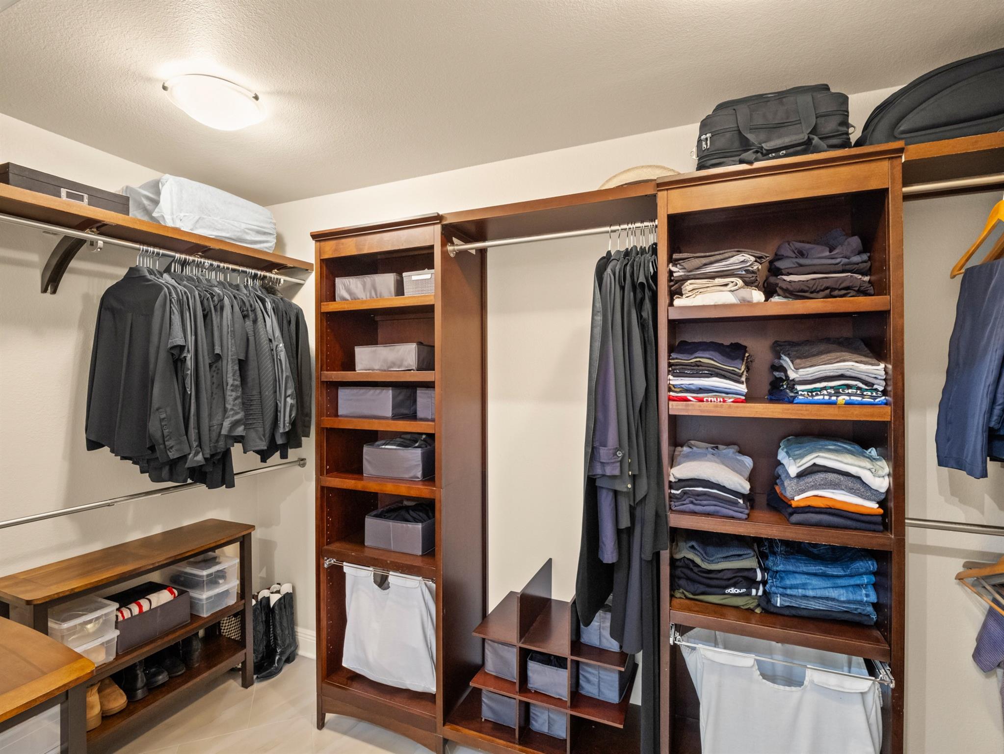 Pflugerville, Texas 78660, United States, 4 Bedrooms Bedrooms, ,2 BathroomsBathrooms,Residential,Active,160063