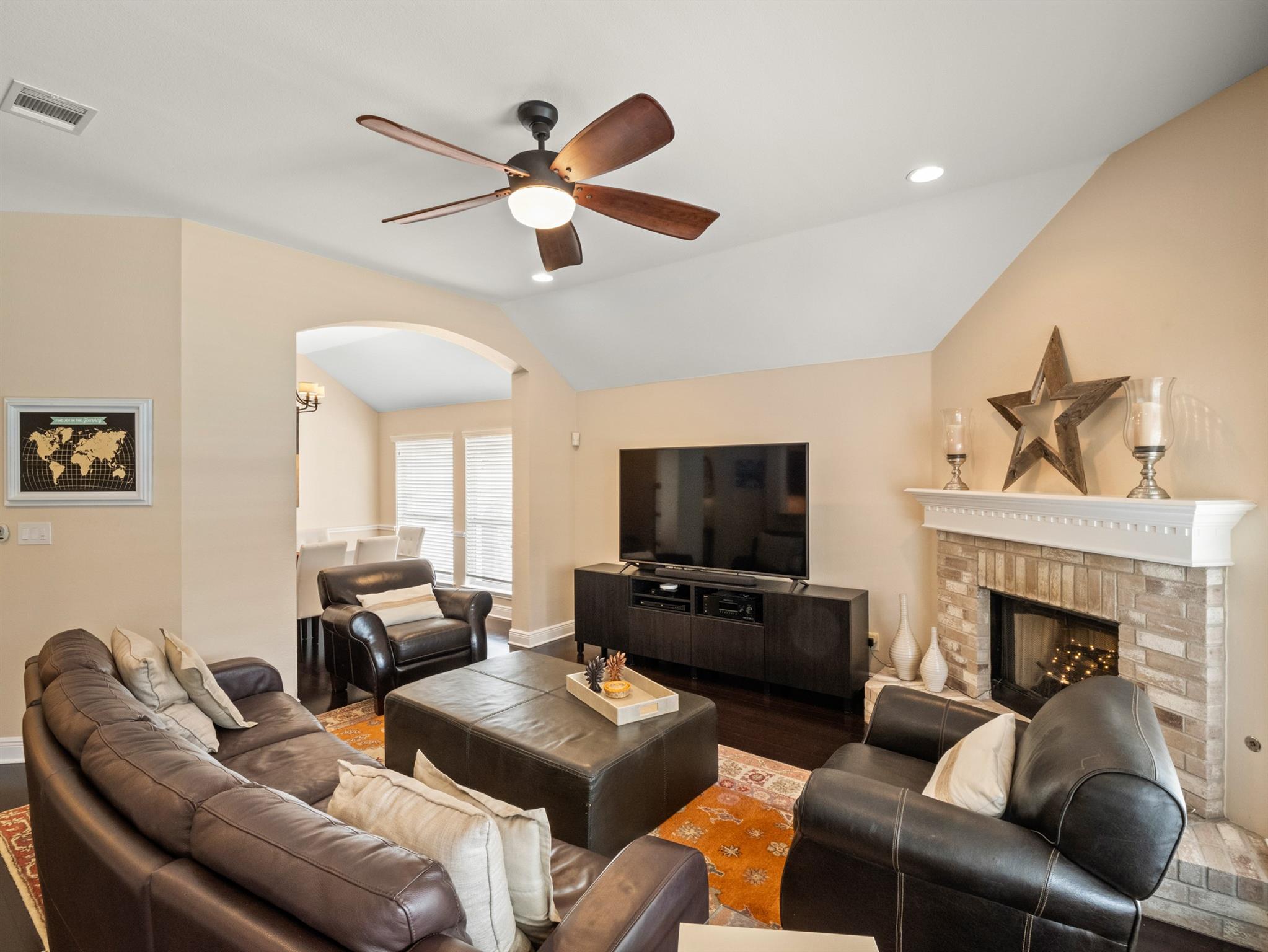 Pflugerville, Texas 78660, United States, 4 Bedrooms Bedrooms, ,2 BathroomsBathrooms,Residential,Active,160063