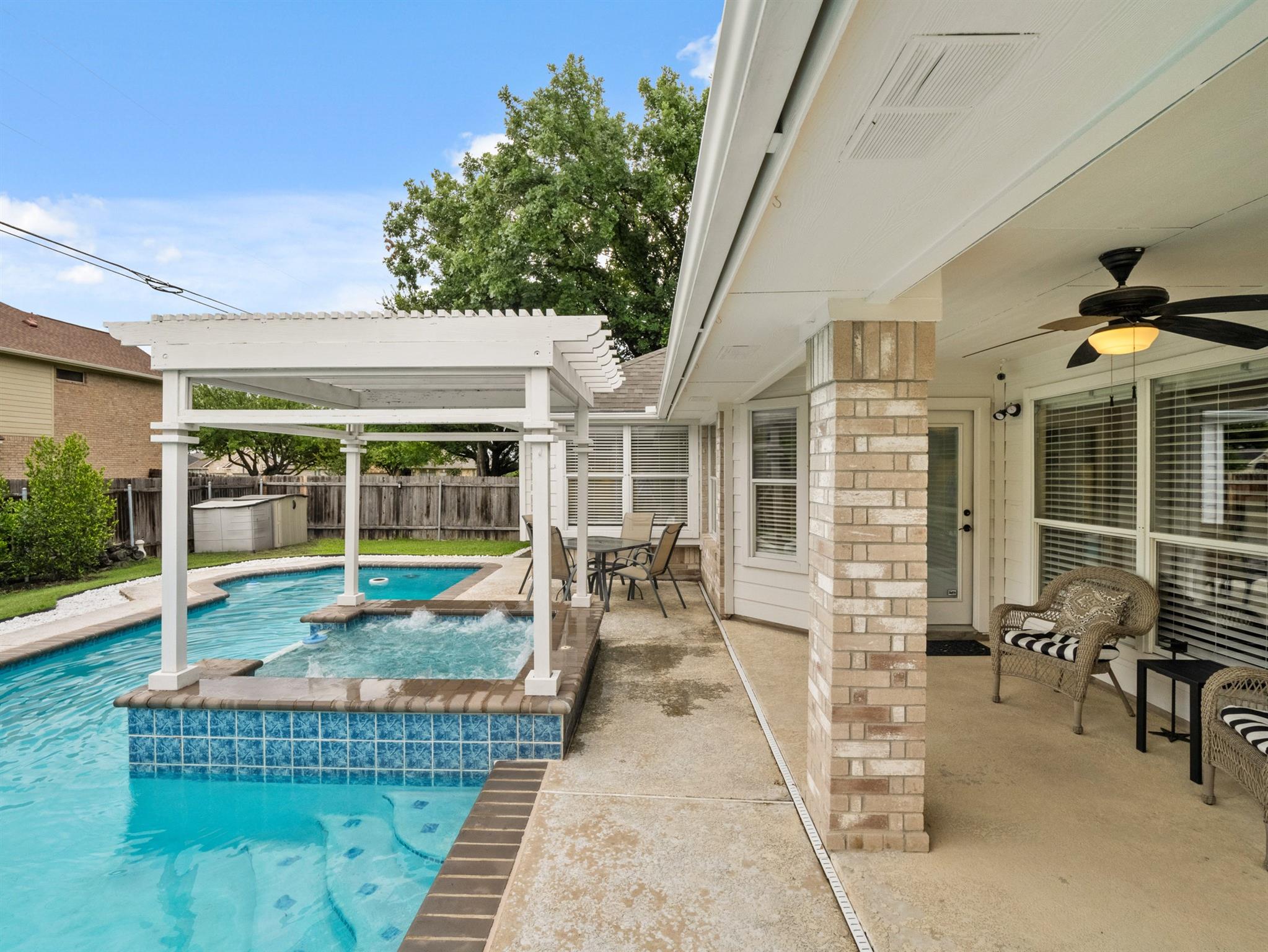 Pflugerville, Texas 78660, United States, 4 Bedrooms Bedrooms, ,2 BathroomsBathrooms,Residential,Active,160063