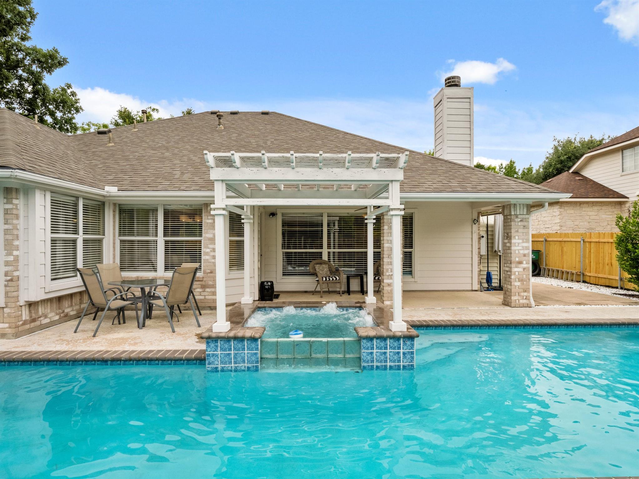 Pflugerville, Texas 78660, United States, 4 Bedrooms Bedrooms, ,2 BathroomsBathrooms,Residential,Active,160063