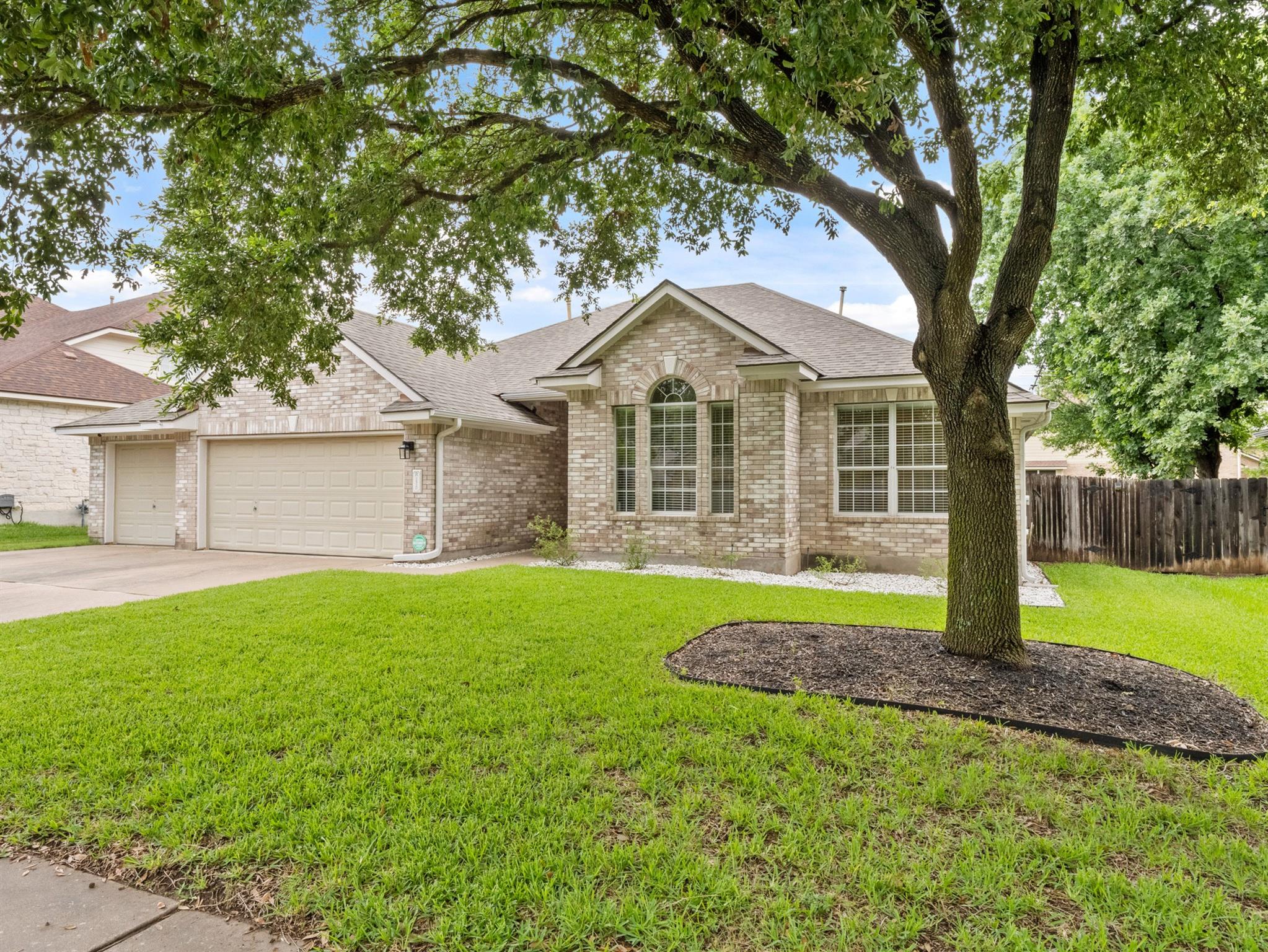 Pflugerville, Texas 78660, United States, 4 Bedrooms Bedrooms, ,2 BathroomsBathrooms,Residential,Active,160063
