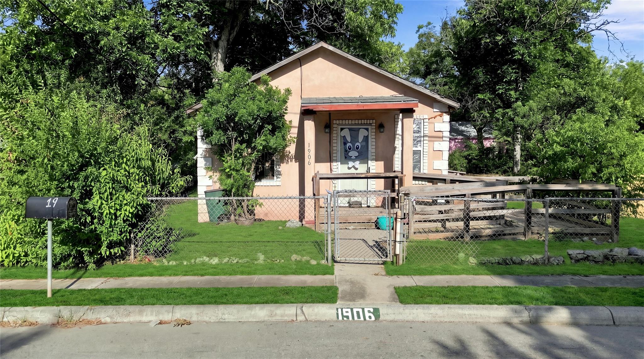1906 Buffalo ST