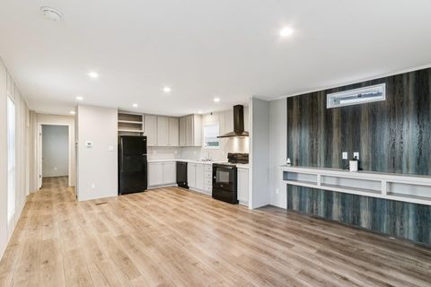 Tiny photo for 24369 Bingham Creek RD, Leander, TX 78641 (MLS # 3703110)