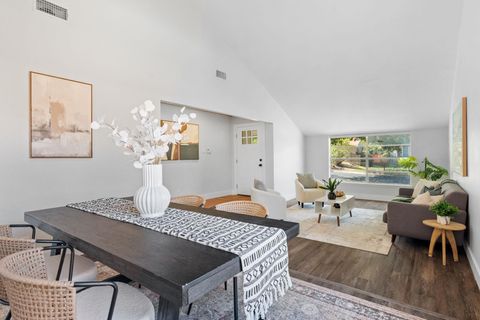 Tiny photo for 7503 Berkman DR, Austin, TX 78752 (MLS # 2583965)