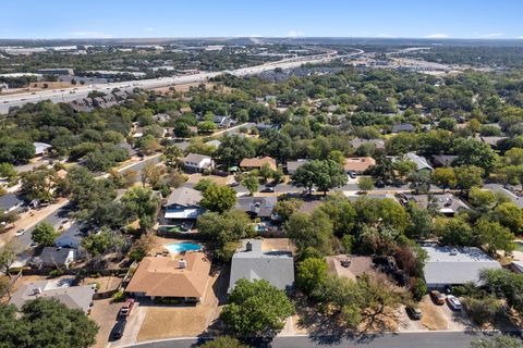 Tiny photo for 7503 Berkman DR, Austin, TX 78752 (MLS # 2583965)
