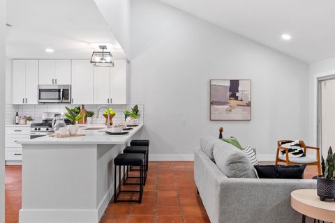 Tiny photo for 7503 Berkman DR, Austin, TX 78752 (MLS # 2583965)