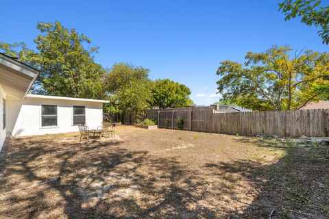 Tiny photo for 7503 Berkman DR, Austin, TX 78752 (MLS # 2583965)