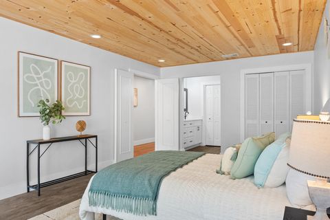 Tiny photo for 7503 Berkman DR, Austin, TX 78752 (MLS # 2583965)